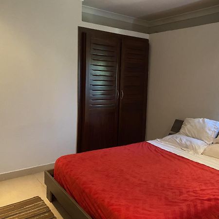 B Bakerstreet - Beautiful Two Bedroom Apartment Accra Ngoại thất bức ảnh